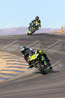 media/Jan-10-2025-CVMA Friday Practice (Fri) [[489e0da257]]/Group 4 and Trackday/Session 3 (Turns 9 and 10)/